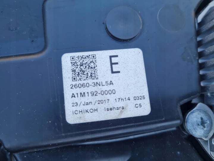 фото №13, Nissan leaf 1 i лампи перед комплектні повний led 26060-3nl5a 26010-3nl5a