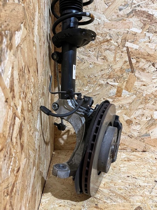 фото №8, Подвешивание поворотный кулак правая амортизатор q3 83a 5q0407258c 5qf413031bf 22r