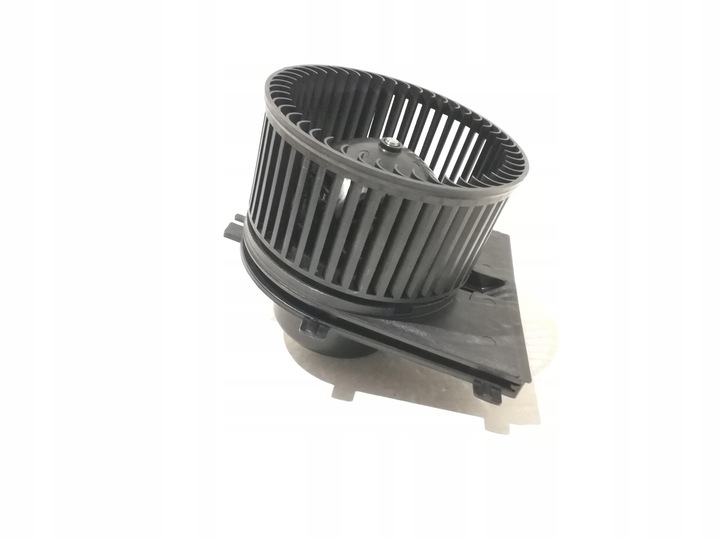 фото №1, Vw golf iii iv v plus вентилятор воздуходувка интерьера