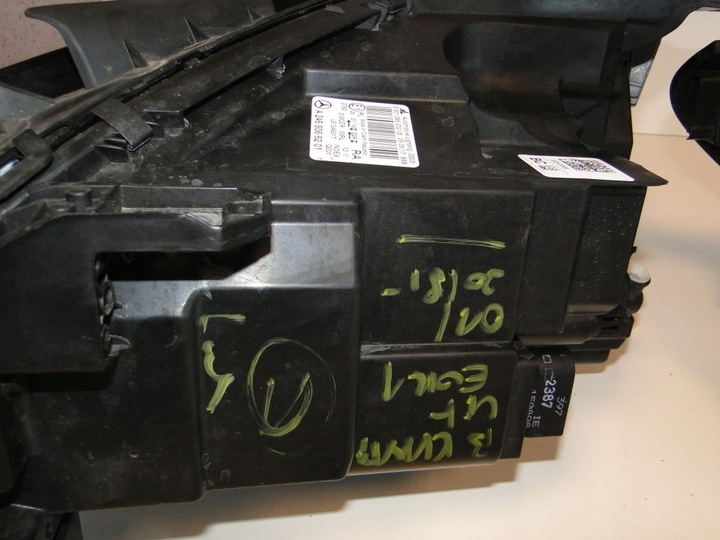 фото №10, Mercedes b класс w246 рестайлинг лампа led правая левая