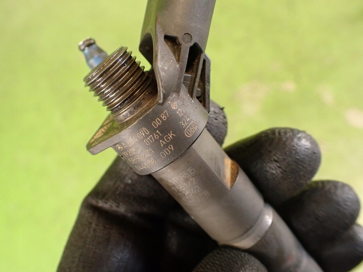 фото №9, Инжектор mercedes w213 2.0 cdi 19r a6540700087 0445118009