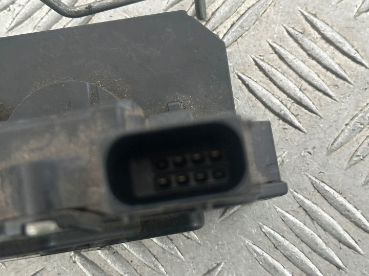 фото №10, Opel corsa d 5-дверь замок дверь правая зад 6pin 13258267