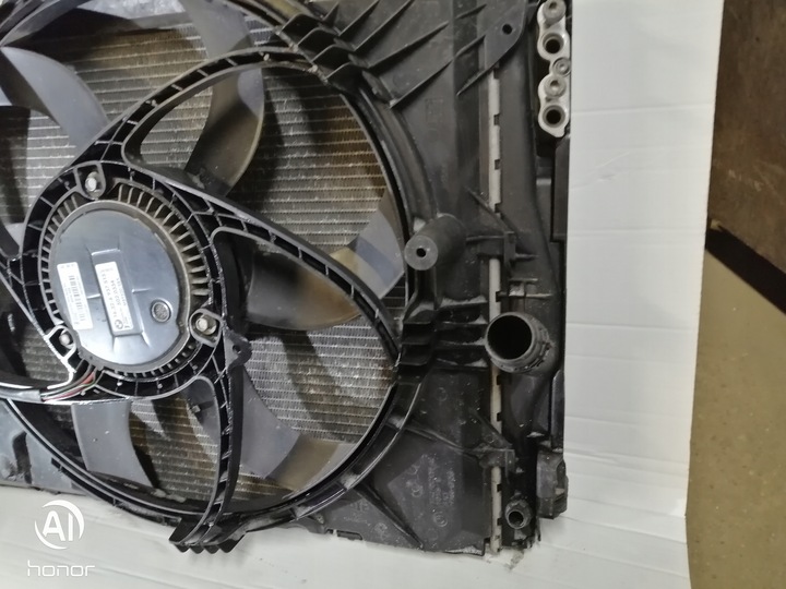 фото №13, Комплект радиатор вентилятор 7523259 bmw e90 e91 e92 e93 2.0b 2.0i 07r