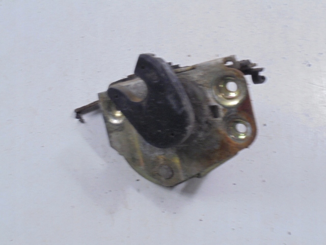 фото №2, Fso polonez 1.5 замок двері зад праві 5d