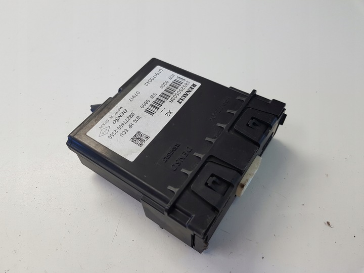 фото №1, Renault zoe модуль блок керування 17r.