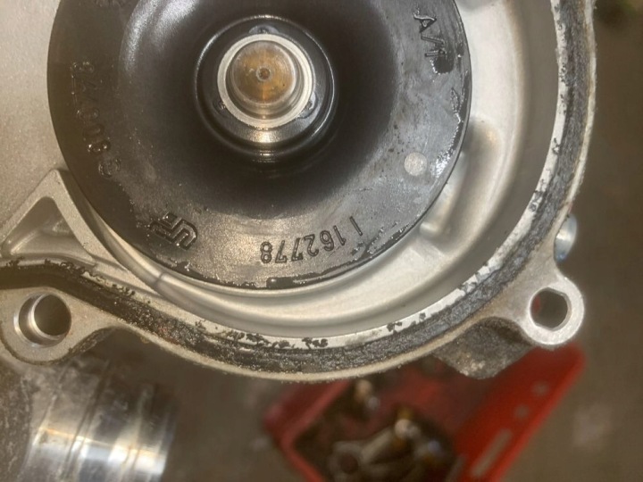 фото №9, Водяна помпа  bmw x5 e53 162778