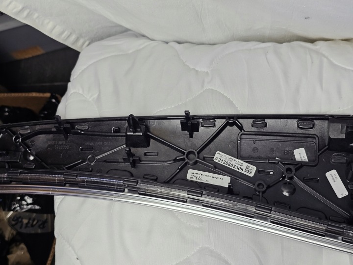 фото №13, Молдинг dekor защита консоли панели mercedes w213 w238 led решётка воздуховод