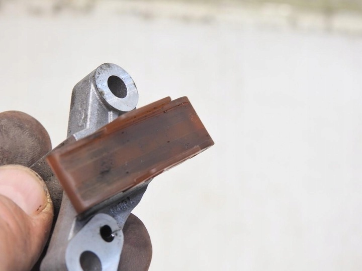 фото №7, Ползун распределительный вал peugeot 607 2.7 v6 hdi 4r8q-6l266-aa