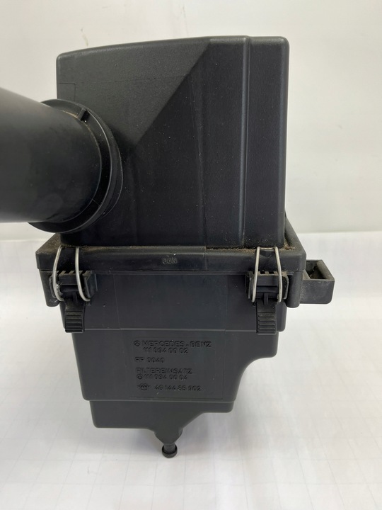 фото №7, Корпус фильтра воздуха mercedes w124 m111 e200 200e 200ce 2.0 1110940002