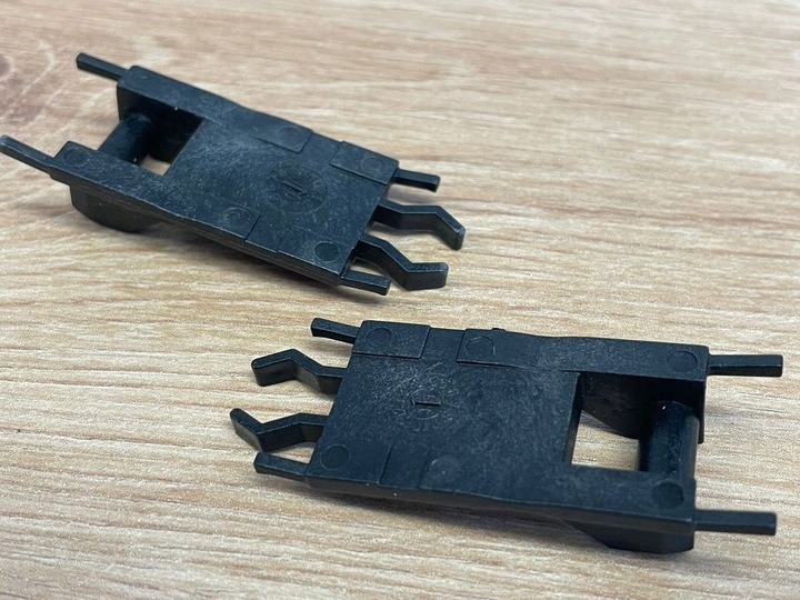 фото №9, Клипсы левый правый набор ремонтный люк 18069 j do e39 e46 e53 e83