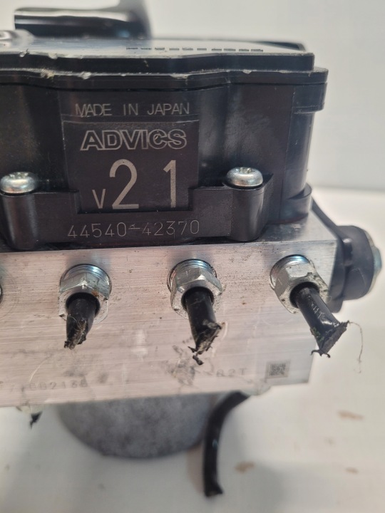 фото №7, Блок управления abs toyota rav4 2.0 d 44540-42370