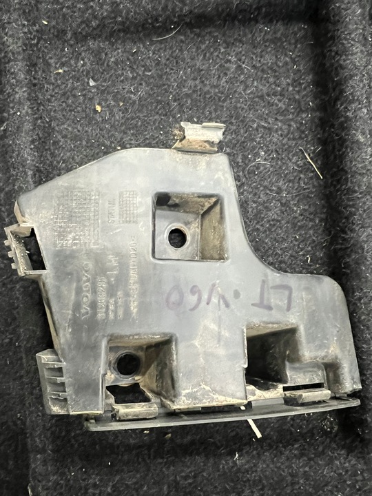 фото №9, Volvo v60 2010-2013r салазки бампера заднего комплект 4 штуки! 31265281...