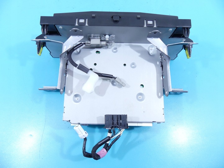 фото №8, Радио заводские toyota avensis t29 t27 86140-05240 радиопроигрыватель
