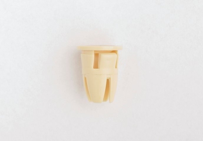 фото №4, Клипса планки пороговой mercedes w201 w202 w203