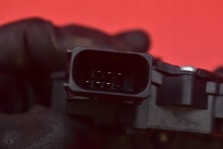 фото №7, Замок дверь правые зад задний 55701966 fiat grande punto 5d 05-10