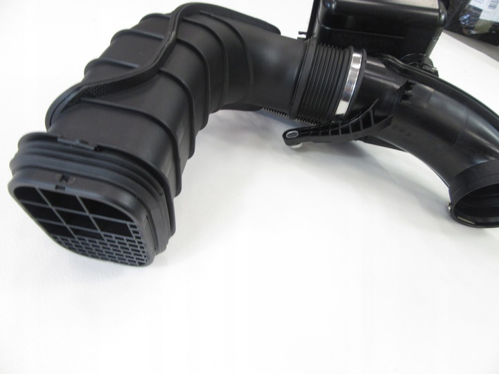 фото №9, Шланг повітря труба резонатор bmw 5 f07 f10 f11 518d 520d n47 184km