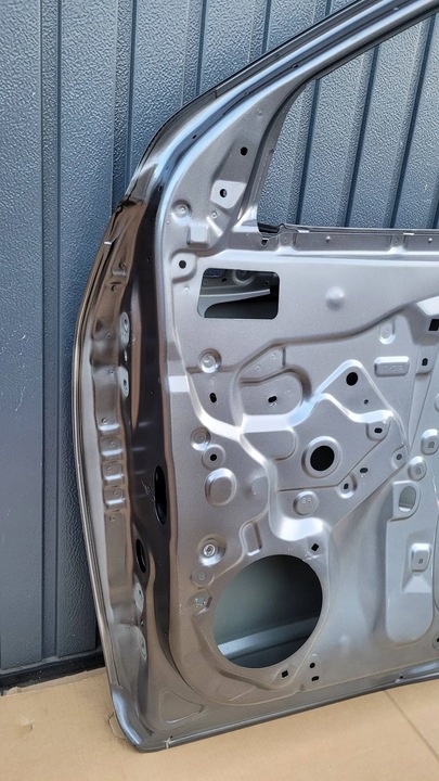 фото №10, Toyota yaris cross 20 дверь перед передние правые fv