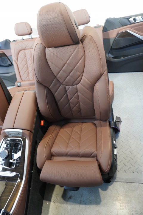 фото №11, Сиденья средство диван bmw x5 g05 g05lci-lift coffee 12km.
