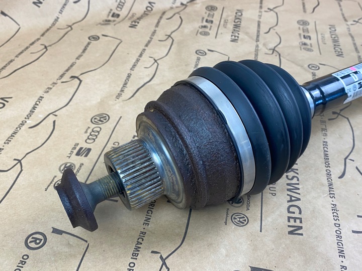 фото №2, Gd audi a8 4h 4.2fsi полуось левая правая 4h0407271b