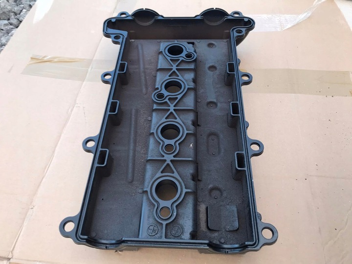 фото №10, Крышка клапанов saab 9-3 ii 93 оригинальный номер 1.8t 2.0t b207 покрашенная бензин чёрная