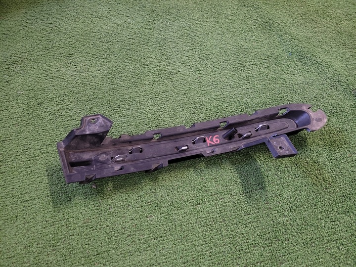 фото №14, Volvo v40 рестайлинг решётка з хром заглушка бампера правая хром 31347043 oem