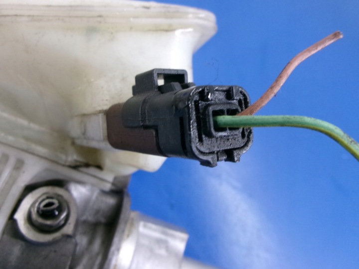 фото №4, Peugeot 308 t7 1.6hdi главный тормозной цилиндр bosch 0204254242