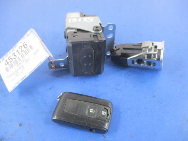 фото №5, Toyota corolla verso ii замок запалювання ключ кнопка старт сплав 626399-000