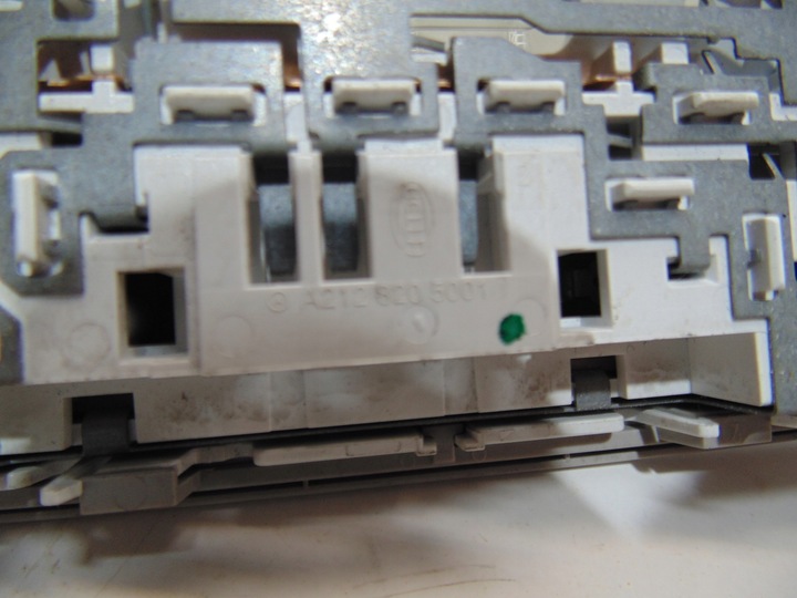 фото №7, Лампа освещение кабины потолок mercedes w204 w212