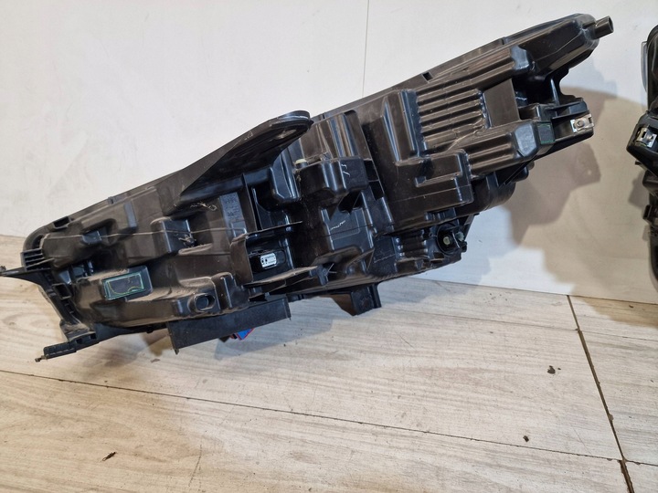 фото №10, Фари передні ford mustang mach e європа права ліва lj8b13e014 lj8b13015