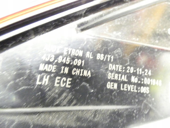 фото №15, Audi e-tron gt 4j3945091 4j3945092 2021- лампы зад задние kpl