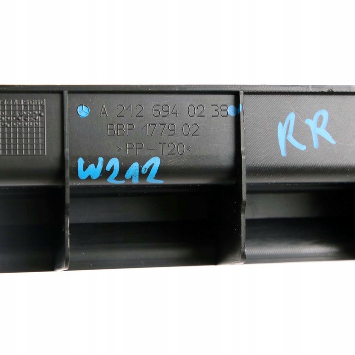 фото №11, Mercedes w212 захист планка багажника права