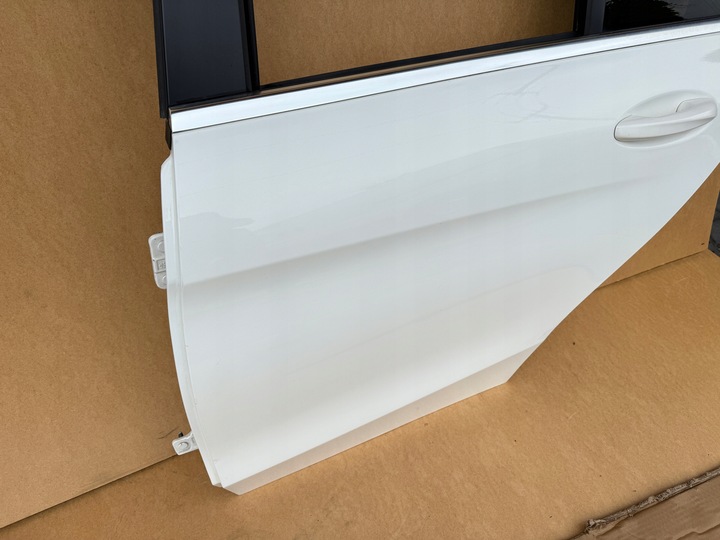 фото №6, Дверь левая зад комплектные mercedes w205 c-klasa 149 sedan