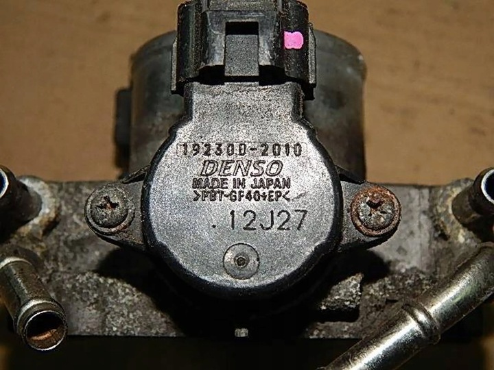 фото №7, Дросельна заслінка toyota avensis t25 2.2 d4d 03-08