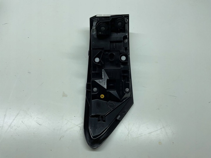 фото №8, Фара led правое зад vw passat b9 3j0945208