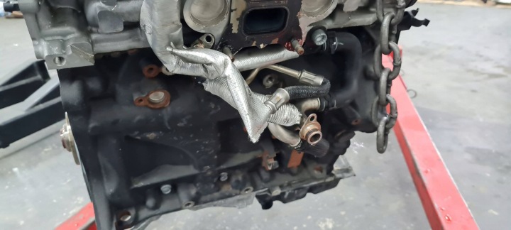 фото №10, A5 8w двигатель стойка 2.0 tfsi cym cymc a4 b9 8w