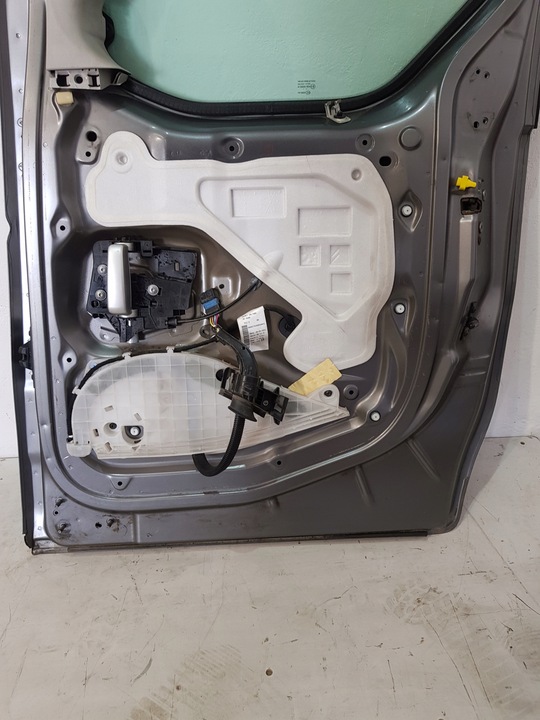 фото №9, Двері праві зад зсувні peugeot partner ii 1.6hdi eur 11r ktq