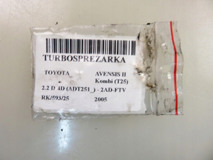 фото №10, Турбонагнітач toyota avensis ii t25 2.2 d-4d 172010r020 2ad-ftv