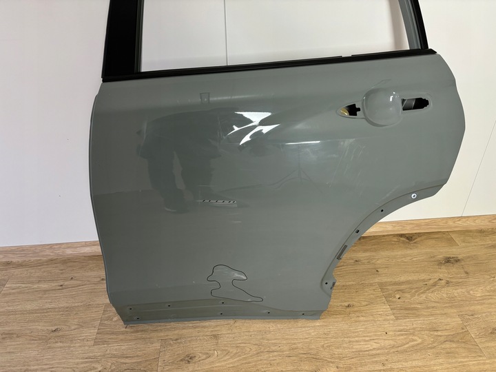 фото №2, Toyota corolla cross дверь зад левая задние