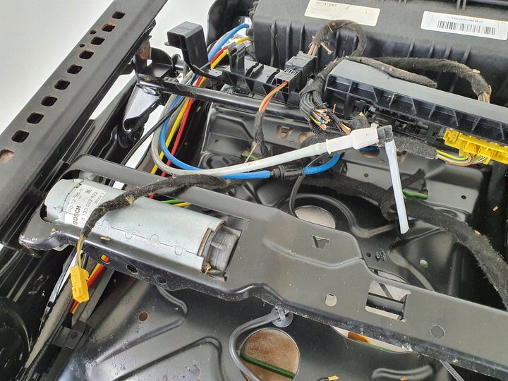 фото №12, Сиденье левый перед mercedes cls w219 европа