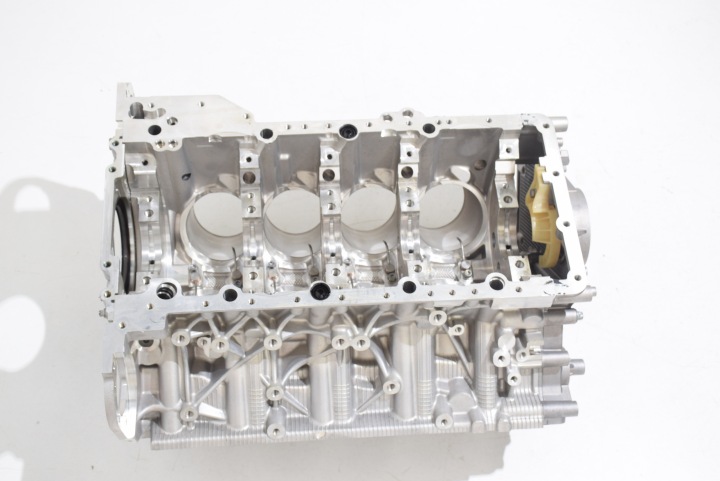 фото №8, Bmw g30 g11 g15 g05 g06 g07 n63 n63b n63b44d блок  двигуна поршні шатуни