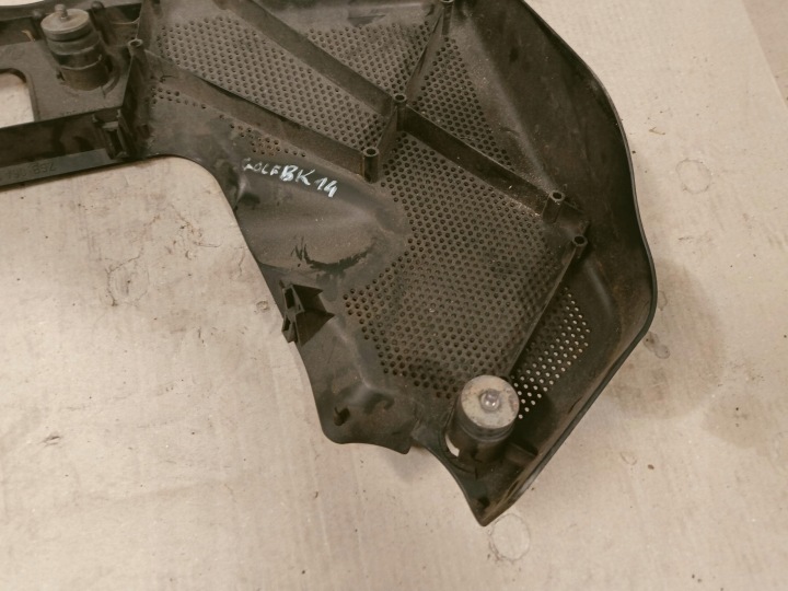 фото №7, Vw golf 4 iv 97- 1.6 sr защита двигателя верхняя 06a103927f 06a119512c