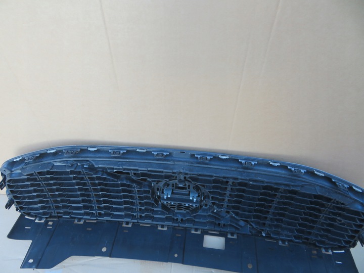 фото №14, Решітка радіатора решітка pod камера volvo xc60 ii r-design 31457464