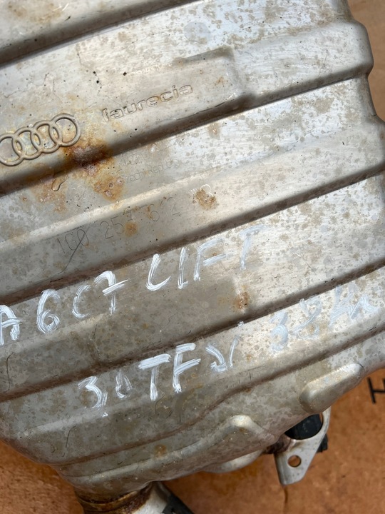 фото №7, Audi a7 a6 c7 рестайлінг 3,0 tfsi вихлоп глушник праві
