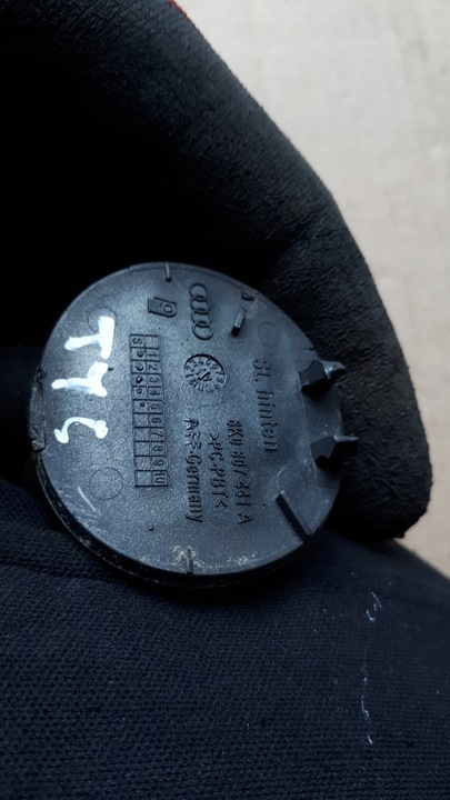 фото №6, A4 b8 заглушка фаркоп зад бампера s line 8k0807441a