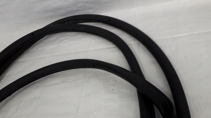 фото №15, Прокладка na дверь vw passat b6 combi sedan eu