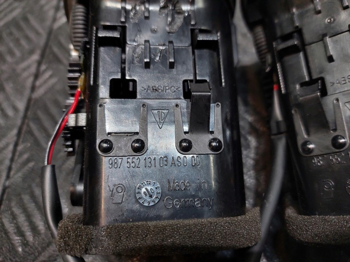 фото №6, Решётка воздуховод 98755213103 porsche boxster cayman s 987