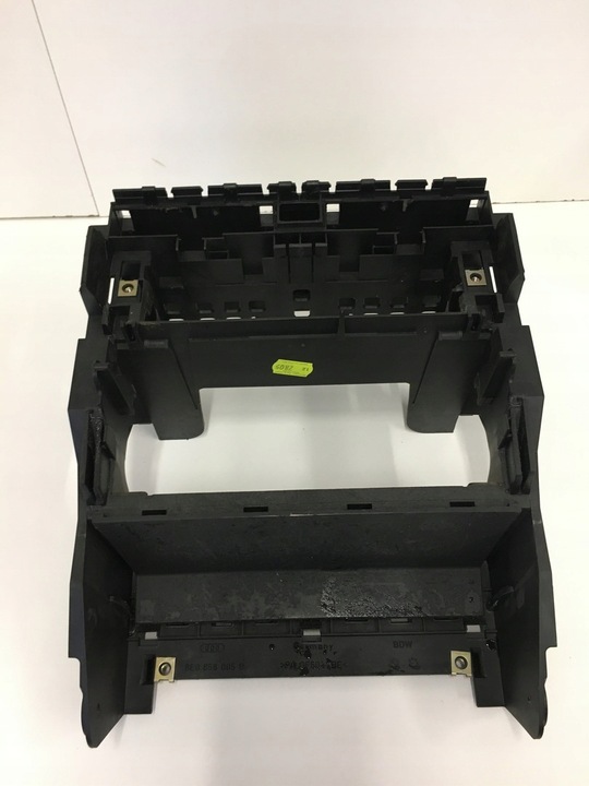 фото №15, A4 b6 b7 консоль средняя рамка радио 8e0858005b