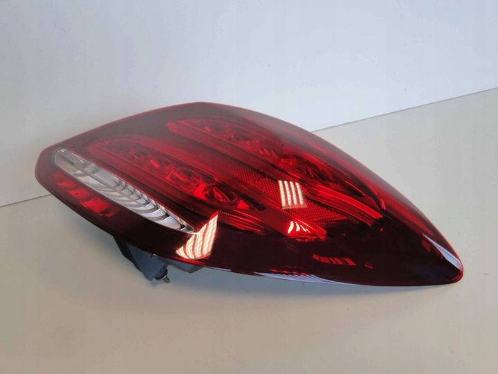 фото №8, Mercedes c клас w205 205 седан лампа задня права