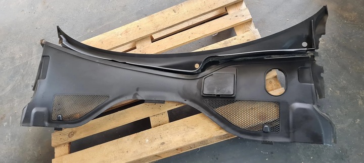 фото №1, S6 c7 4g a6 рестайлинг панель под лобовым стеклом пластиковый защита 4g8819447 s7 4g a7