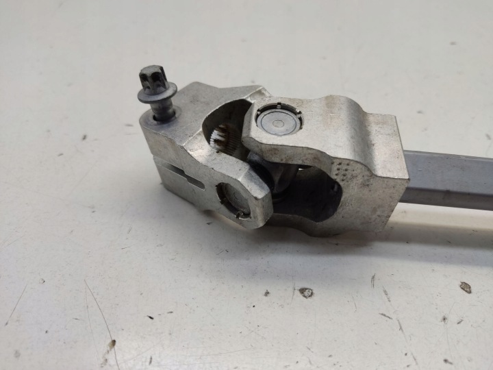 фото №6, Bmw 3 g20 g21 2023 хрестовина колонки кермового 6862090
